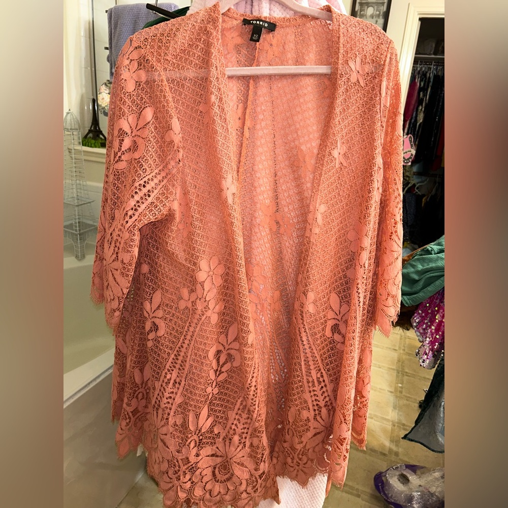 Gently Loved Torrid Kimono